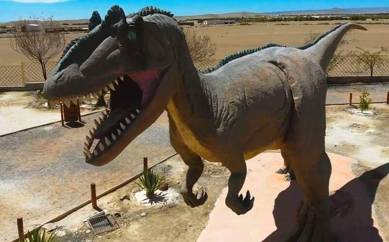 Parque de los Dinosaurios, Pica
